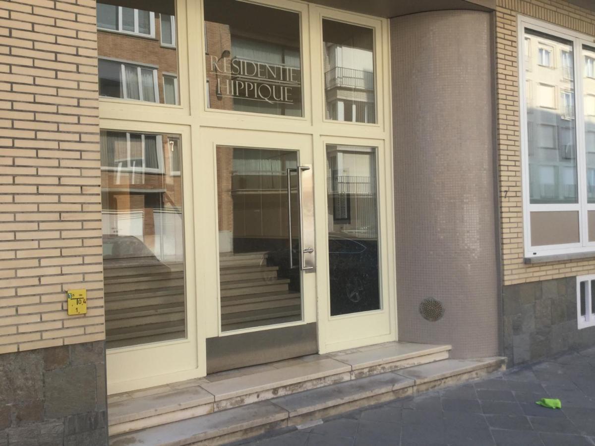Studio Hippique Остенде Экстерьер фото